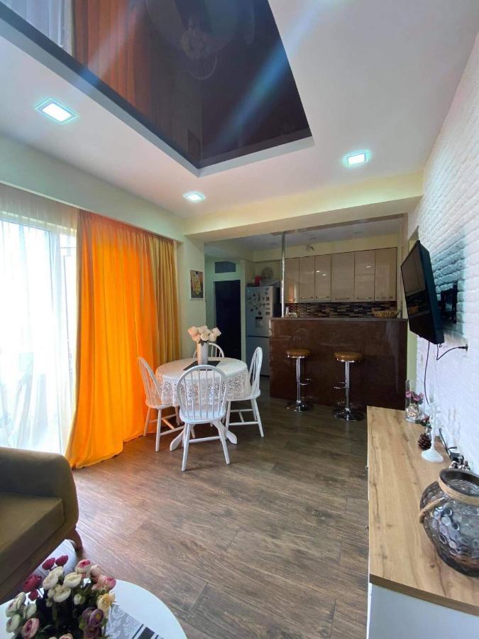 דירות טביליסי Apartament Victoria מראה חיצוני תמונה