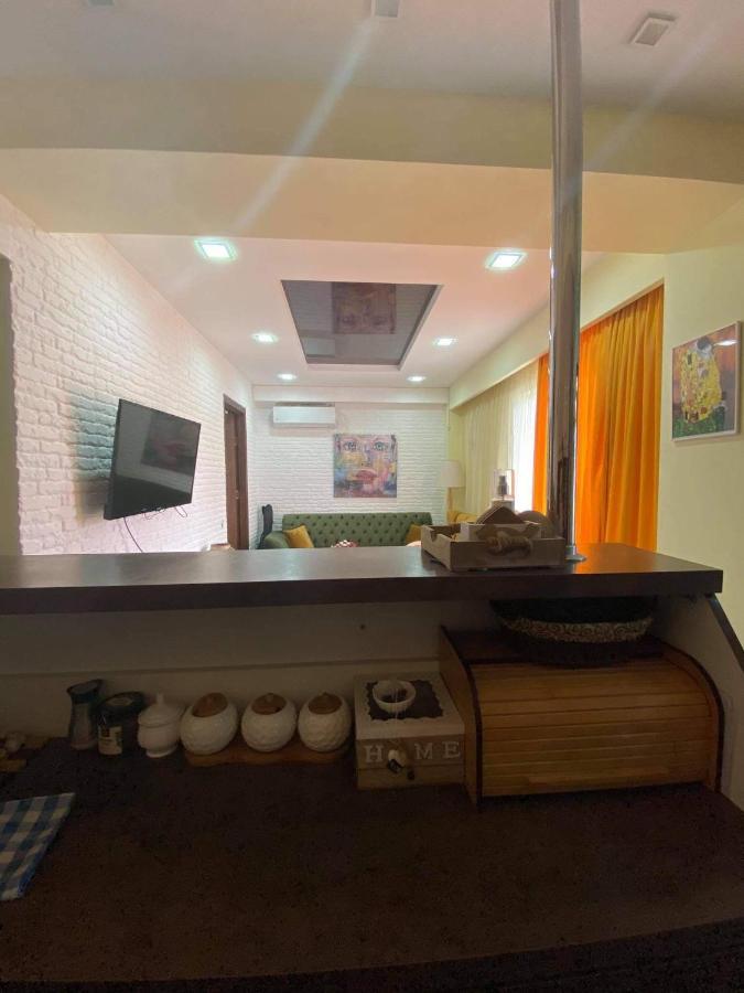 דירות טביליסי Apartament Victoria מראה חיצוני תמונה